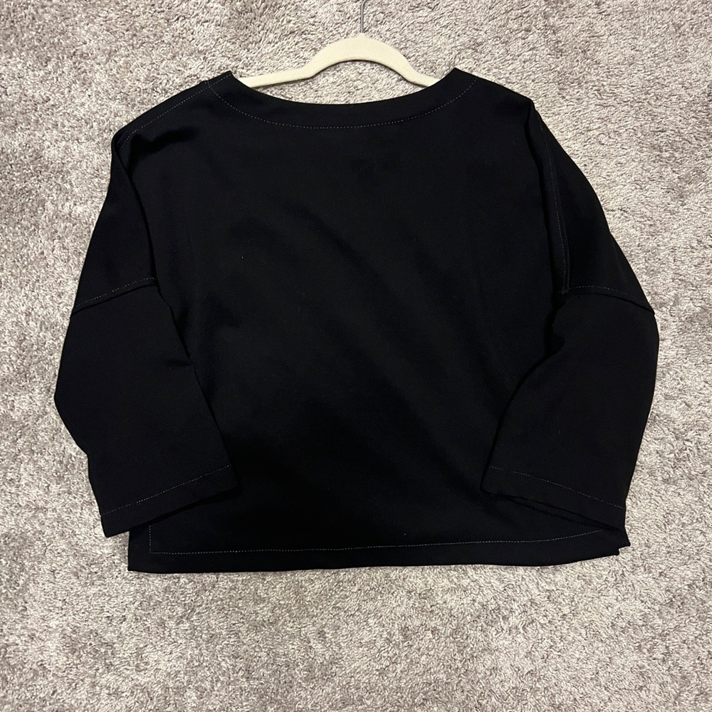 Max Studio Black Top with White Stitching - Picture 4 of 4